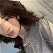 Englisch-Tutor, die in allem und jeden helfen kann.